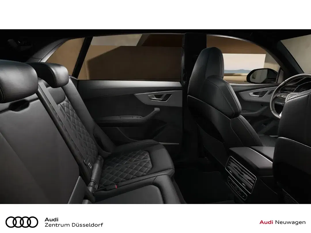 Audi Q8 - Thumbnail 11