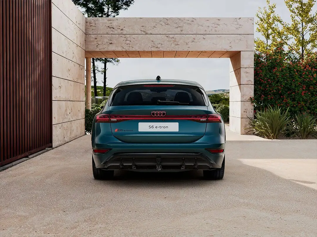 Audi S6 e-tron - Thumbnail 11