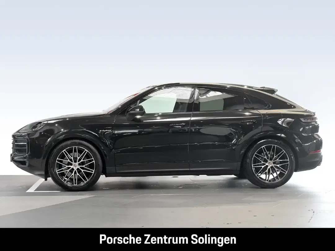 Porsche Cayenne - Thumbnail 2
