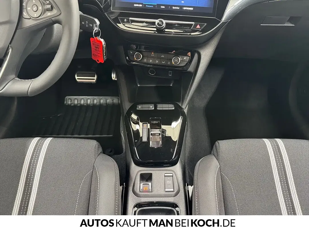 Opel Corsa - Thumbnail 9