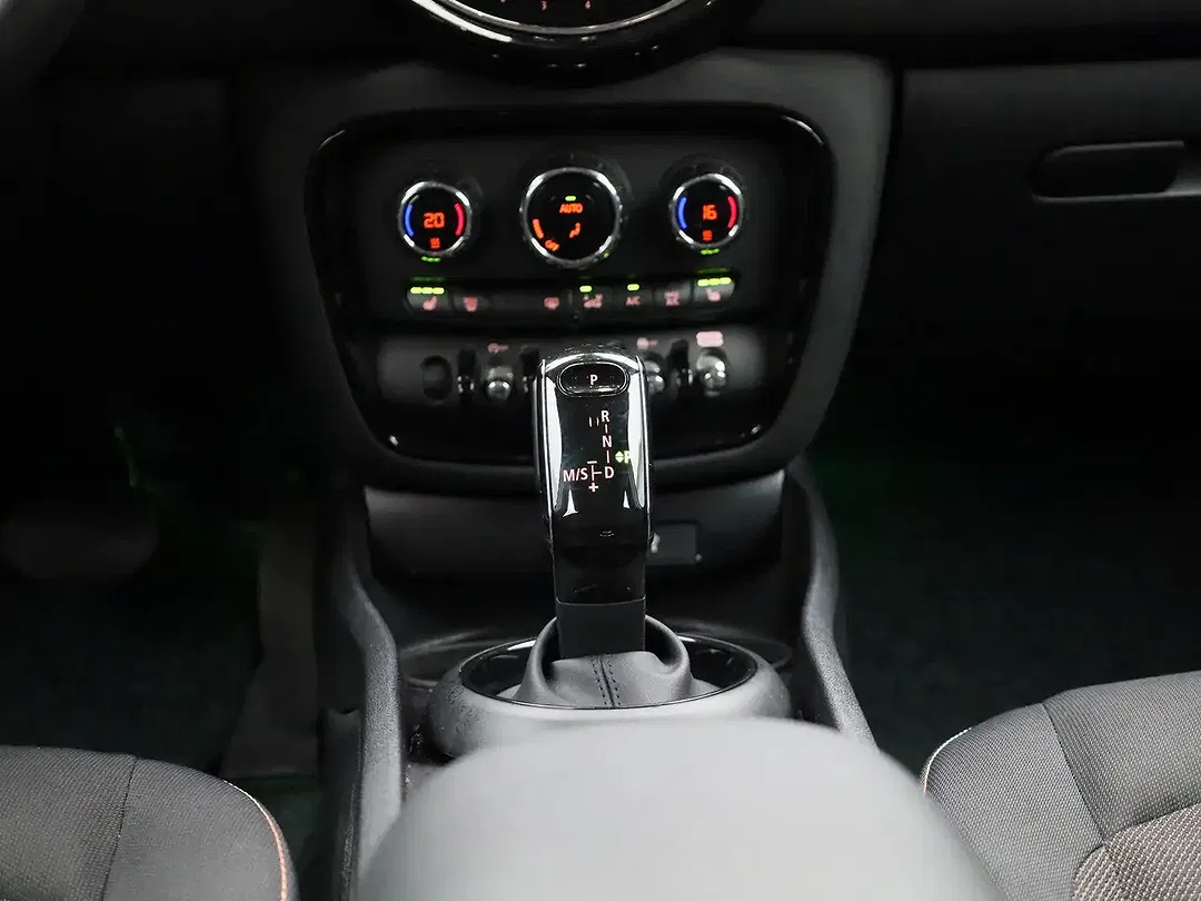 MINI Cooper Clubman - Thumbnail 10