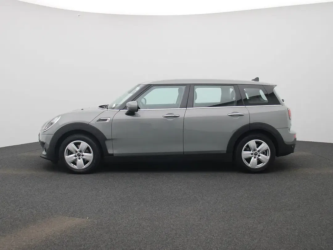 MINI Cooper Clubman - Thumbnail 4