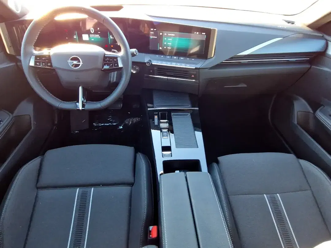 Opel Astra - Thumbnail 9