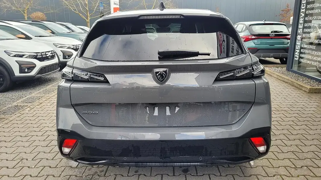 Peugeot 308 - Thumbnail 5