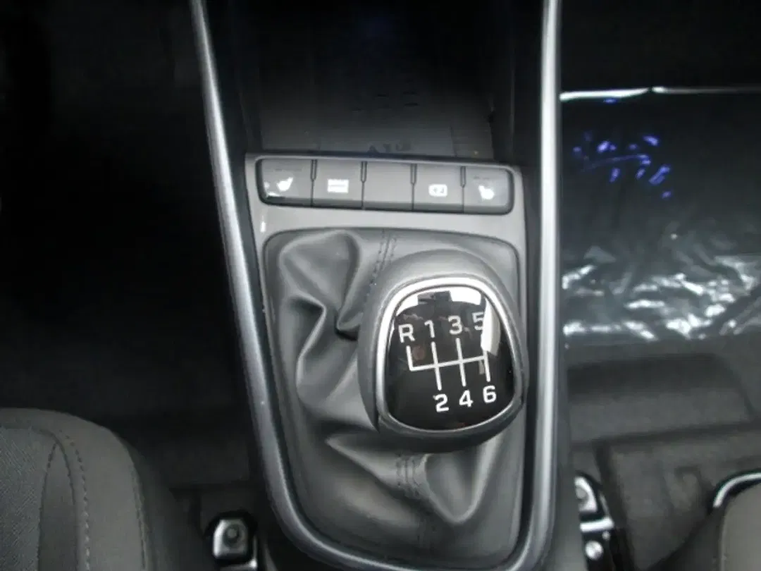 Hyundai i20 - Thumbnail 14