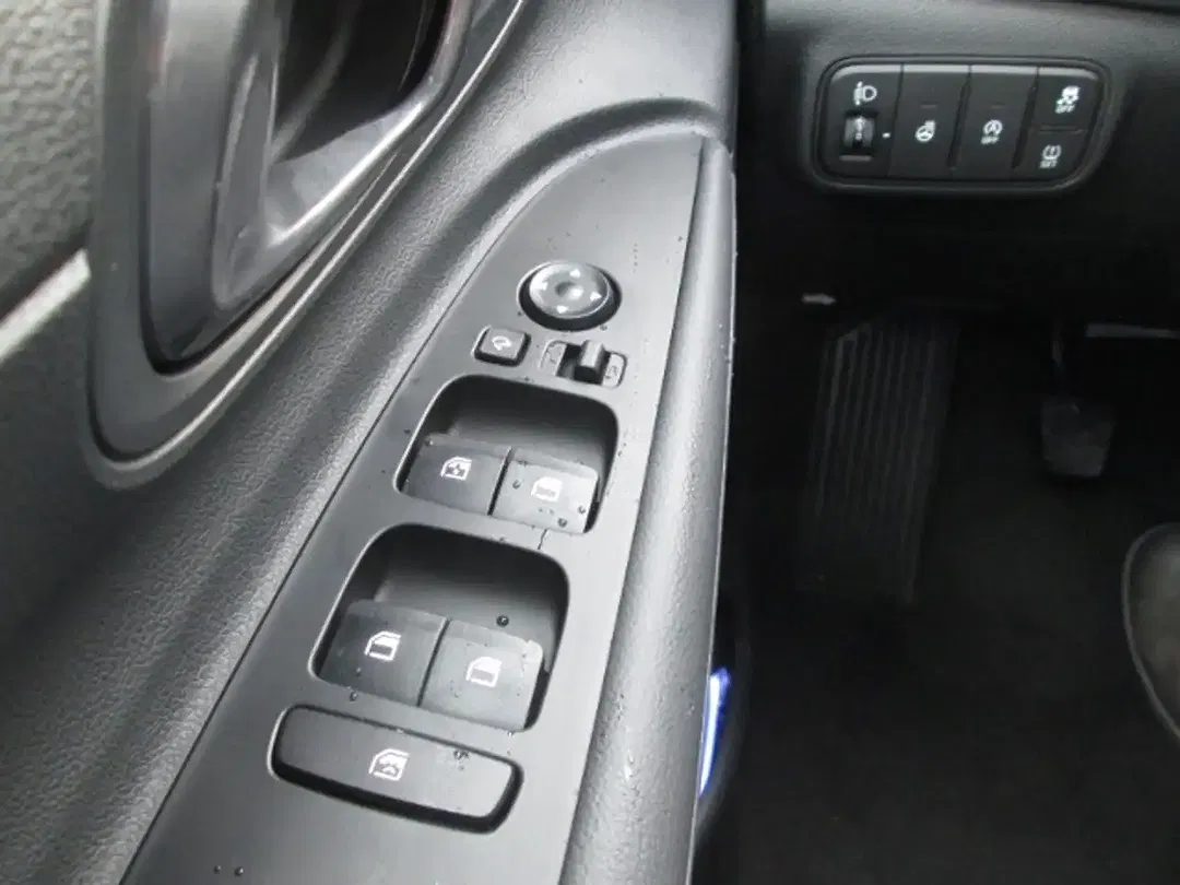 Hyundai i20 - Thumbnail 15