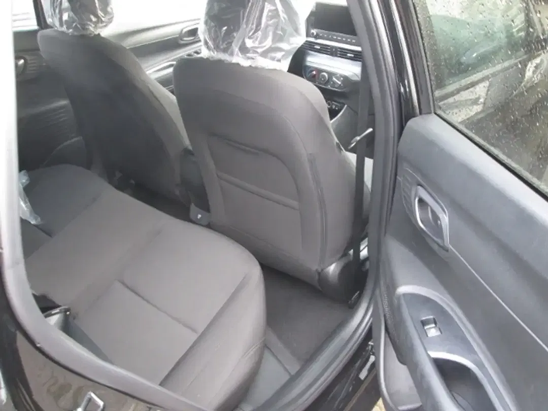 Hyundai i20 - Thumbnail 6