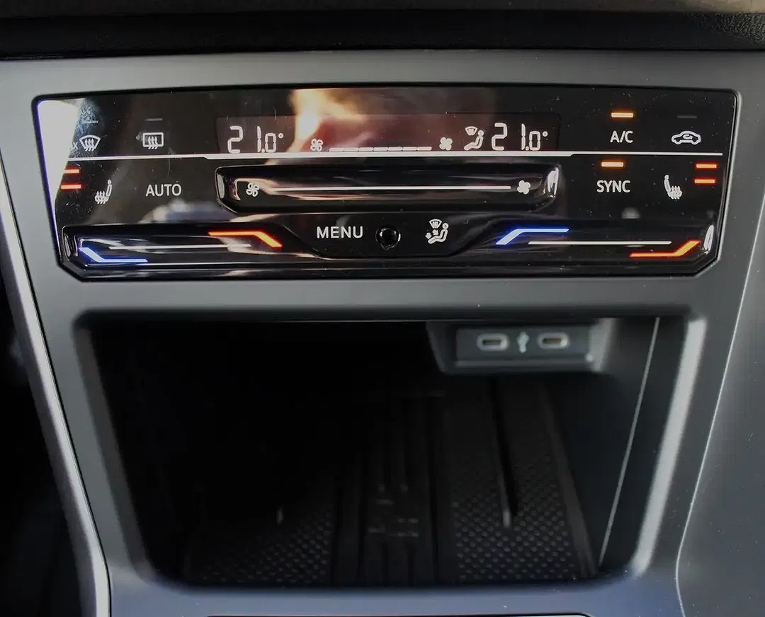 Volkswagen Polo - Thumbnail 14