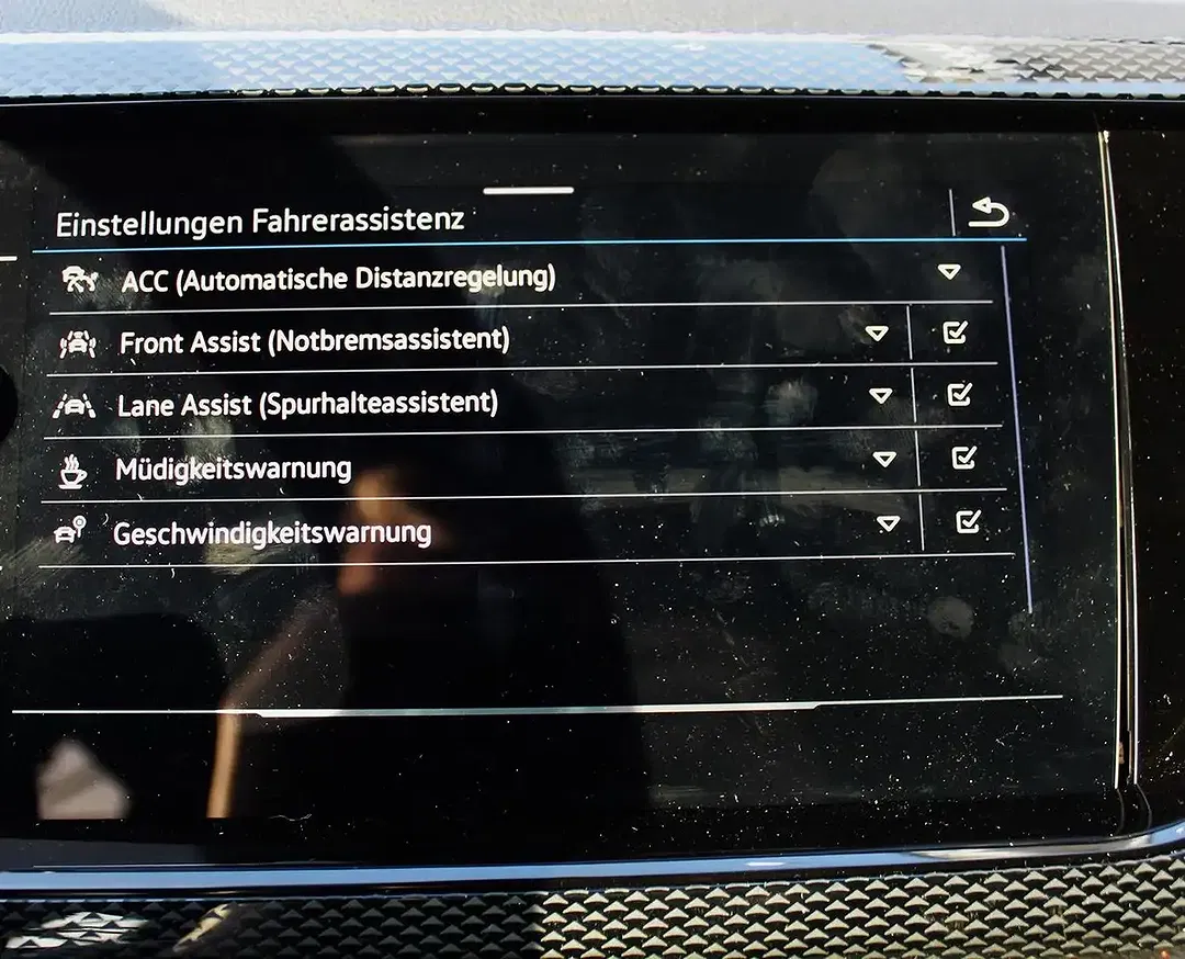 Volkswagen Polo - Thumbnail 17