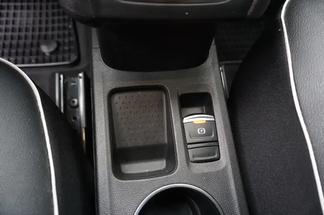Renault Captur - Thumbnail 13