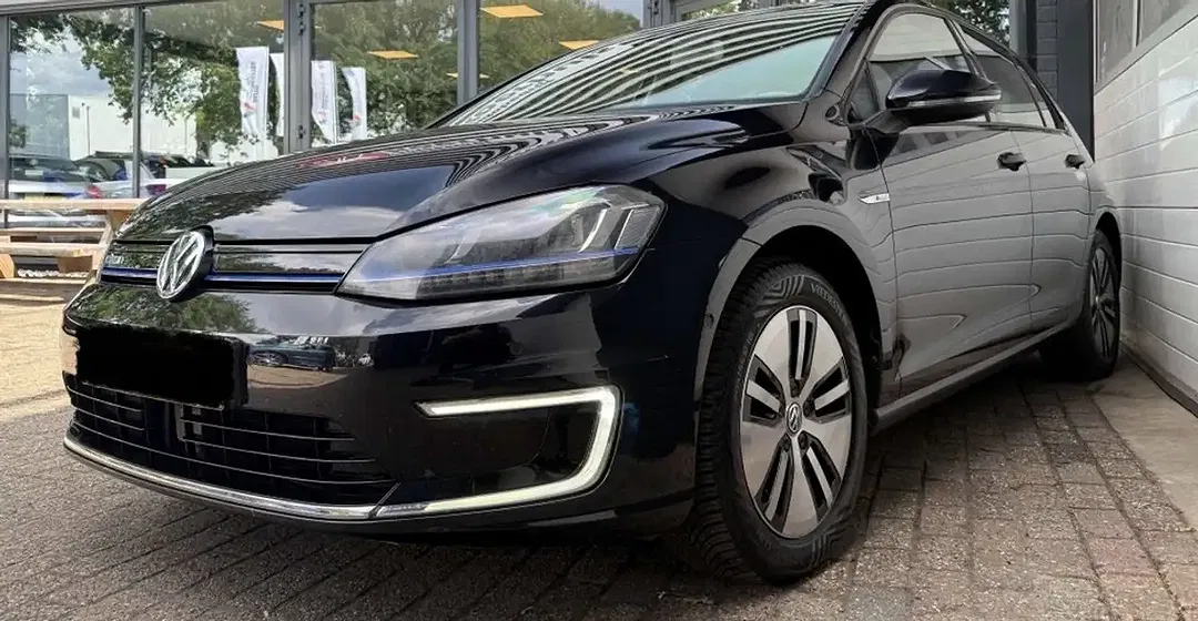 Volkswagen Golf - Thumbnail 4