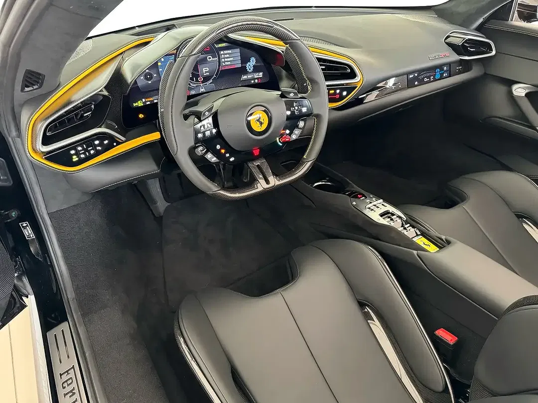 Ferrari 296 GTS - Thumbnail 10