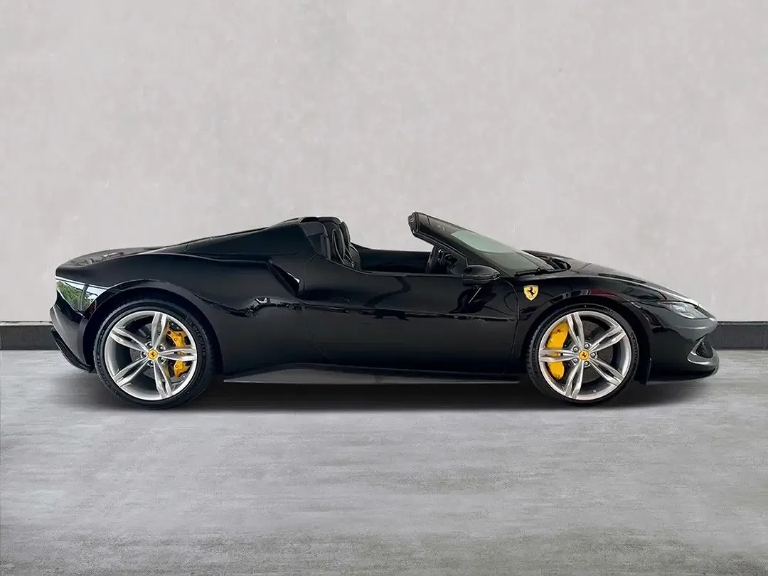 Ferrari 296 GTS - Thumbnail 5