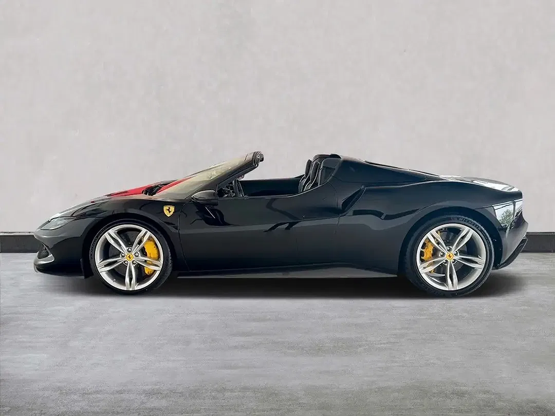 Ferrari 296 GTS - Thumbnail 9