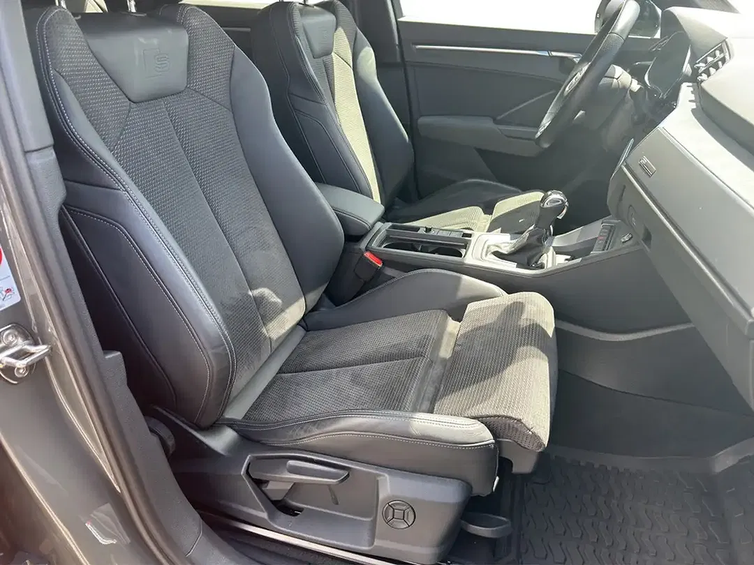 Audi Q3 - Thumbnail 10