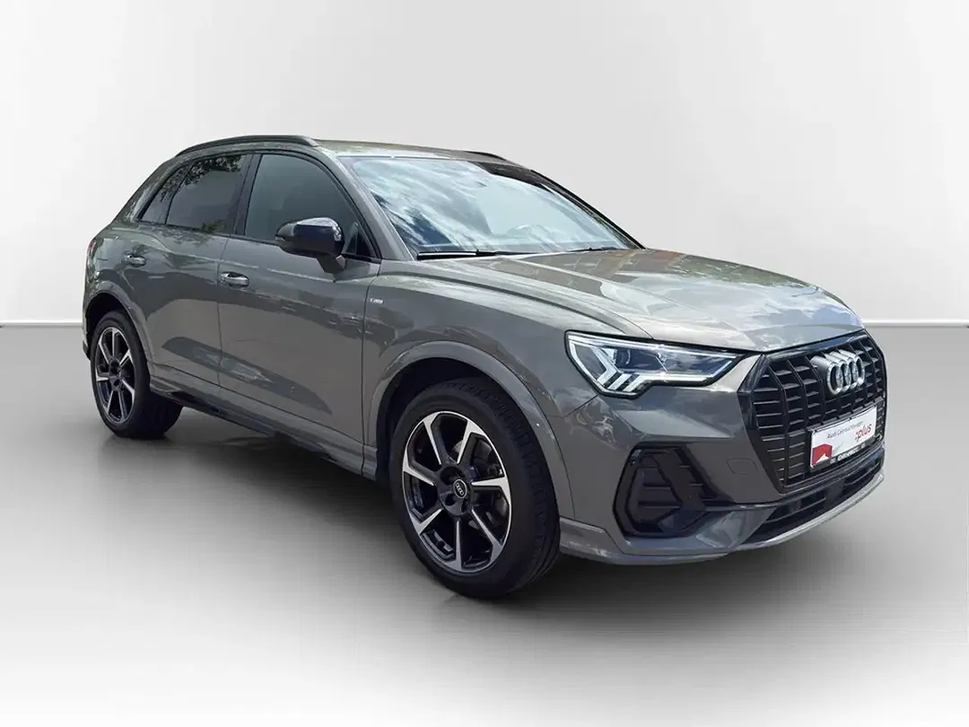 Audi Q3 - Thumbnail 3