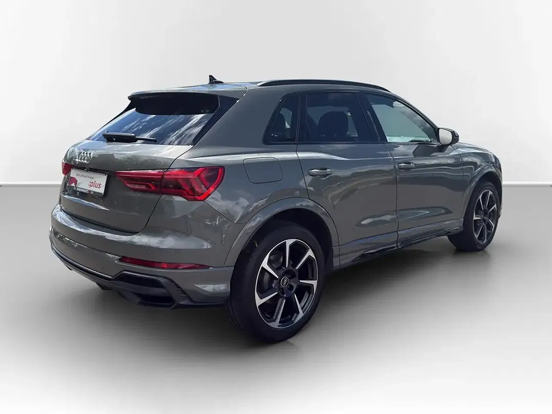 Audi Q3 - Thumbnail 5