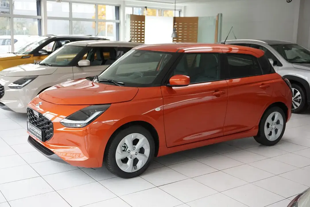Suzuki Swift - Thumbnail 4