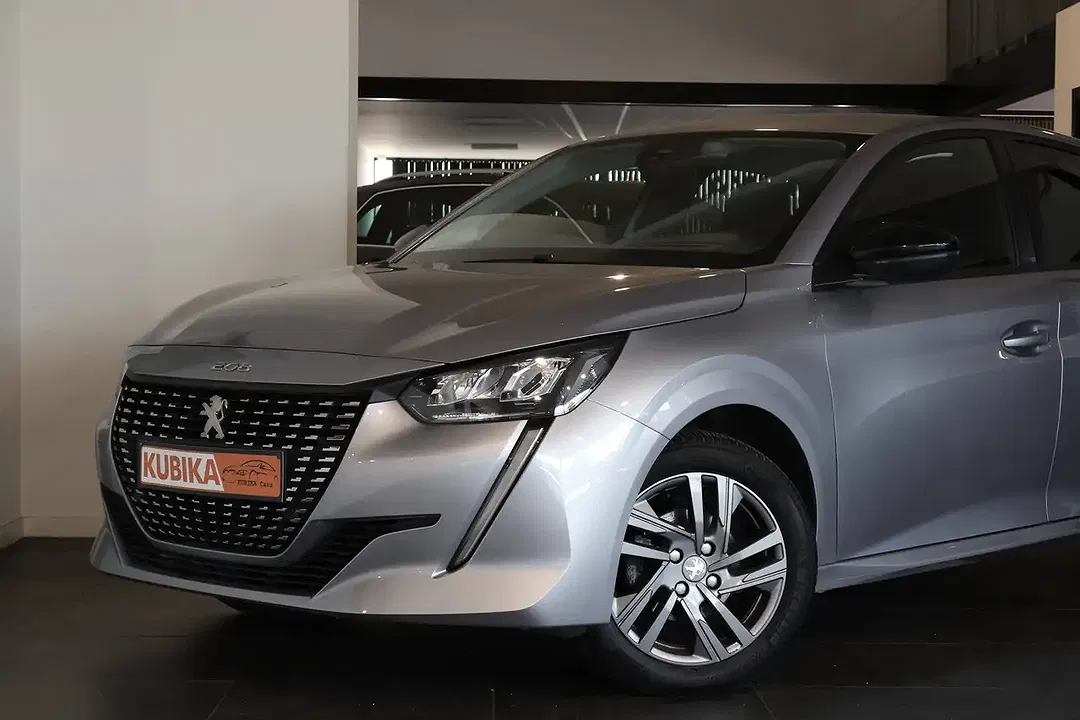 Peugeot 208 - Thumbnail 2