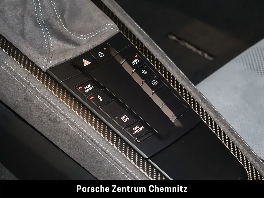 Porsche 718 Spyder - Thumbnail 15
