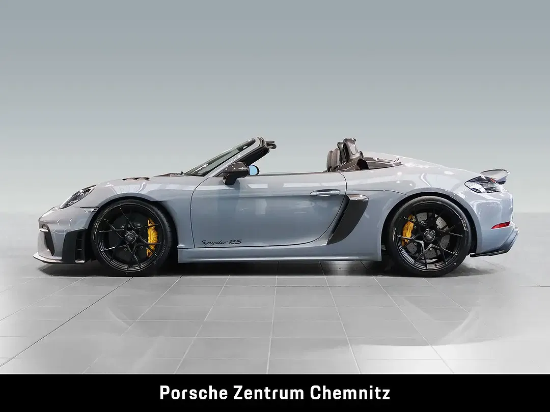 Porsche 718 Spyder - Thumbnail 2