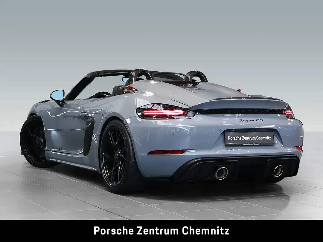 Porsche 718 Spyder - Thumbnail 4