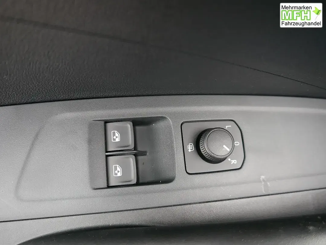 Skoda Fabia - Thumbnail 10