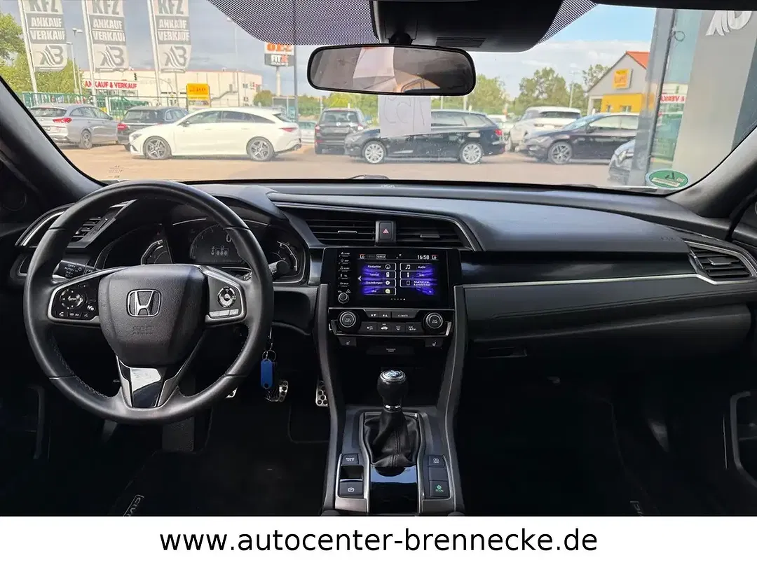 Honda Civic - Thumbnail 14