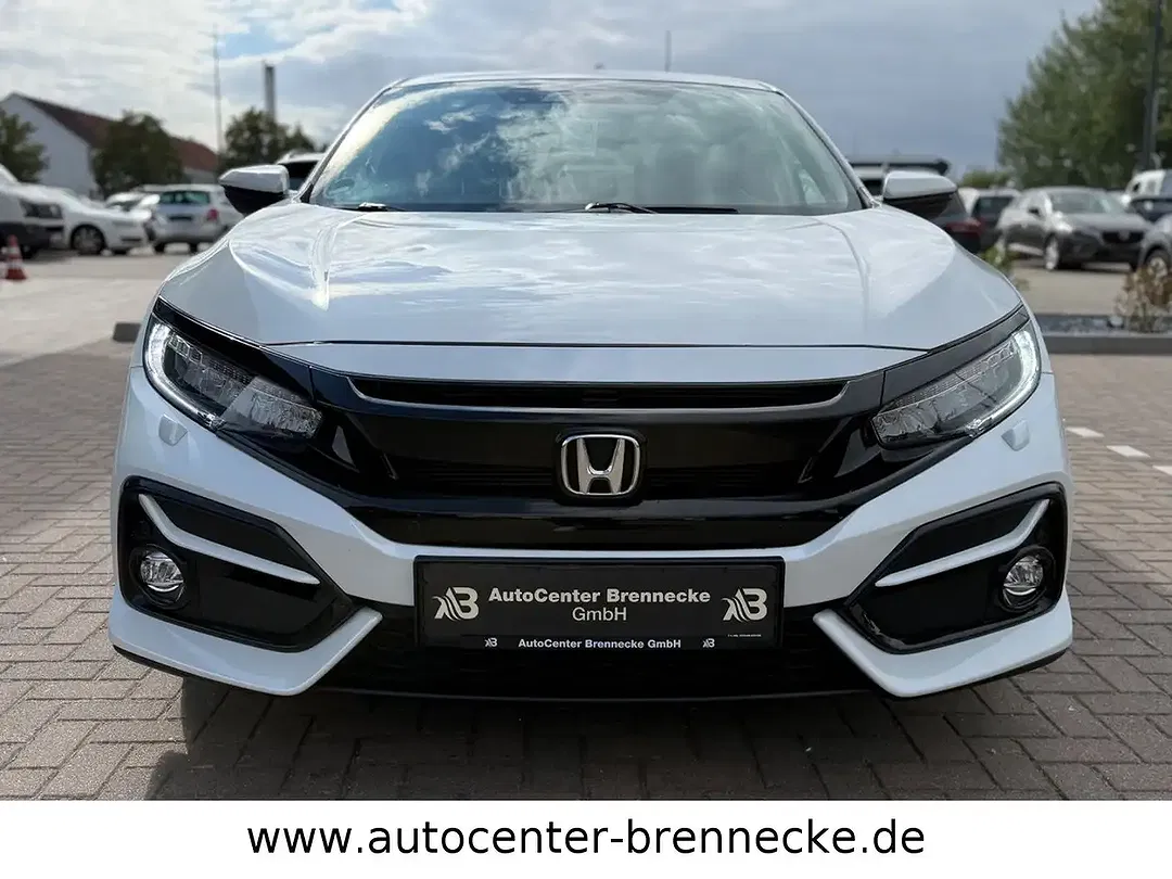 Honda Civic - Thumbnail 3