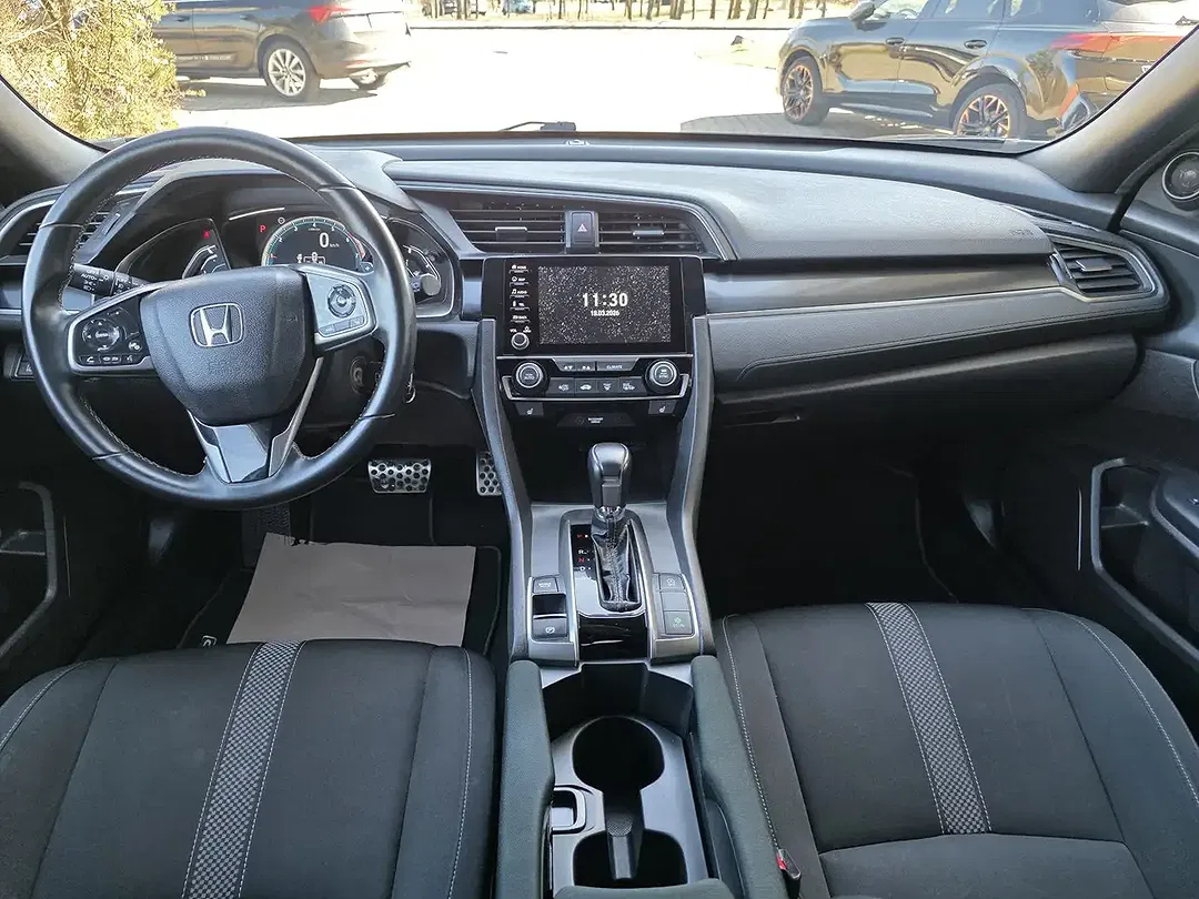 Honda Civic - Thumbnail 14