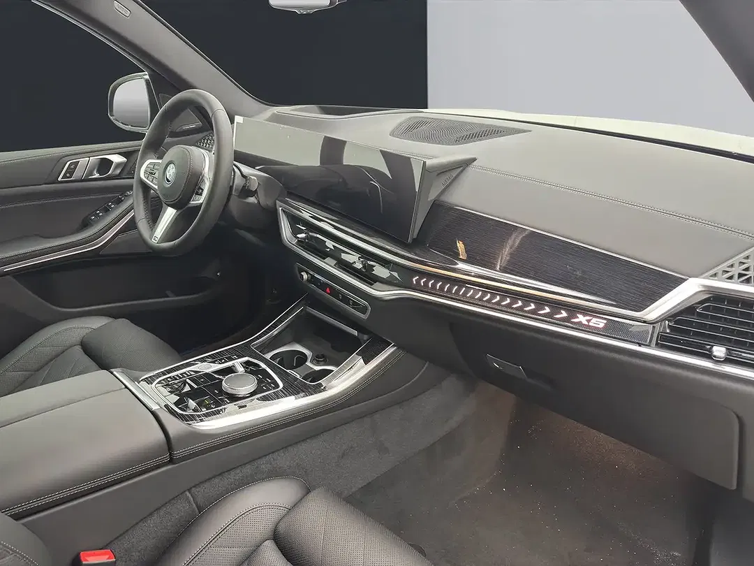 BMW X5 - Thumbnail 6