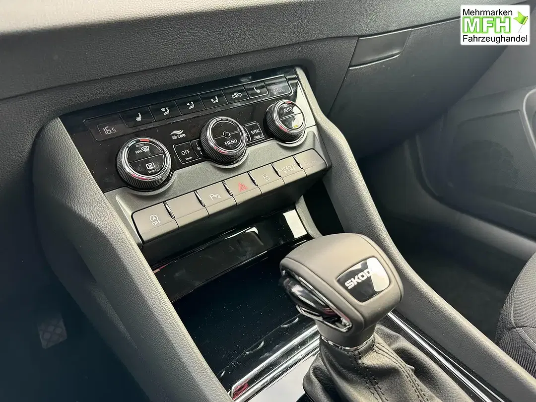 Skoda Karoq - Thumbnail 13