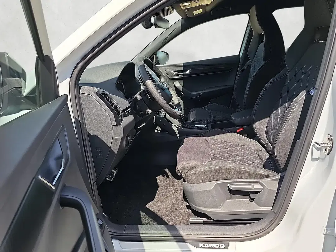 Skoda Karoq - Thumbnail 9