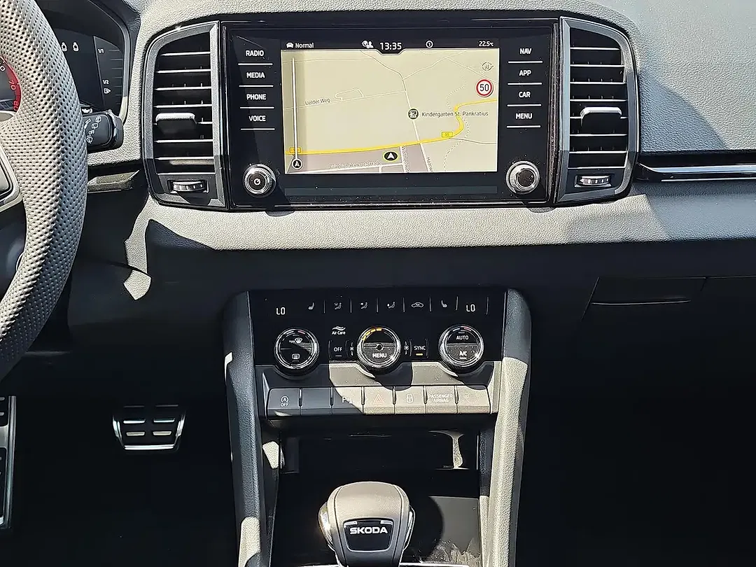 Skoda Karoq - Thumbnail 12