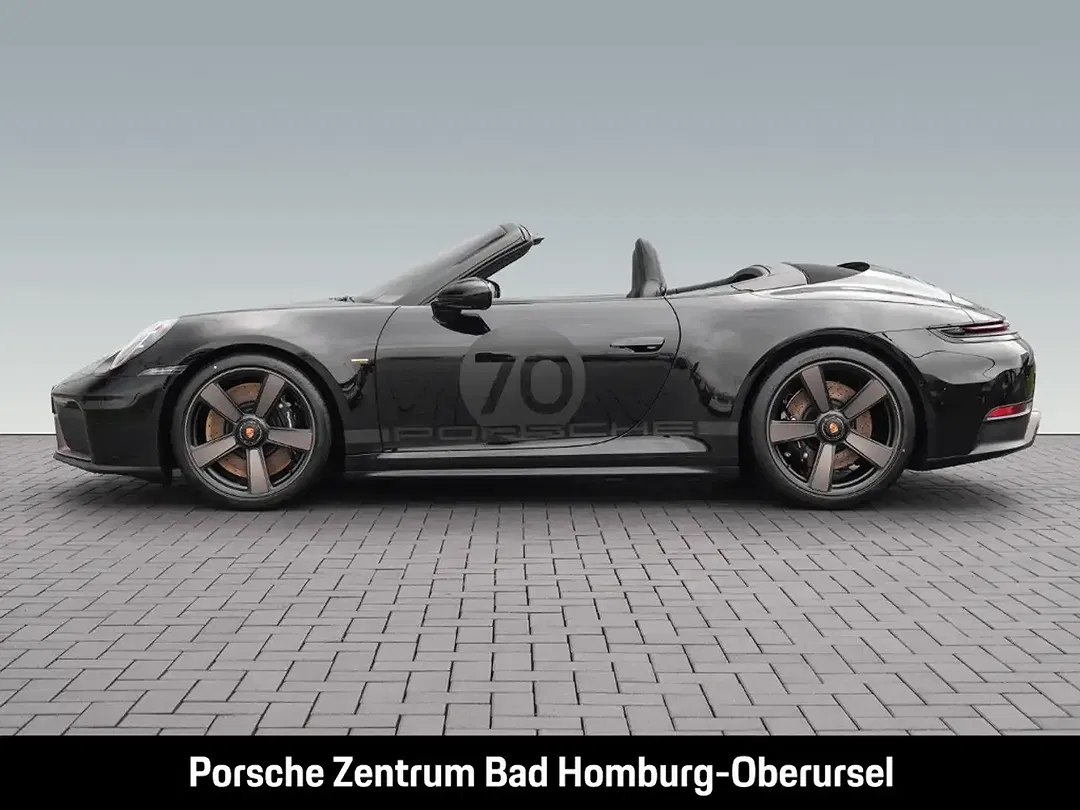 Porsche 992 - Thumbnail 4