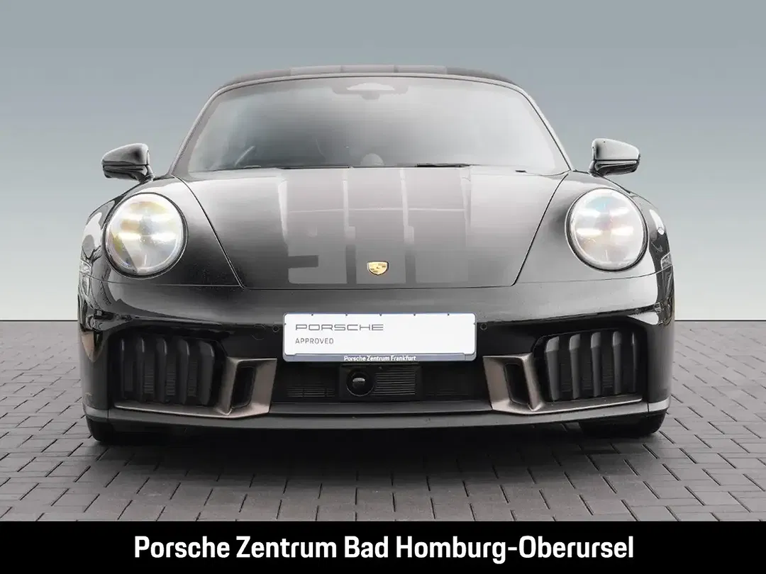 Porsche 992 - Thumbnail 6