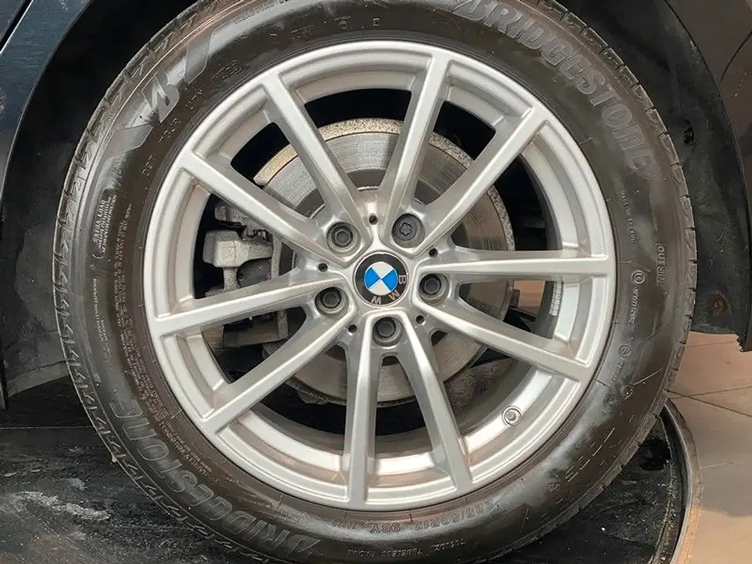 BMW 318 - Thumbnail 8