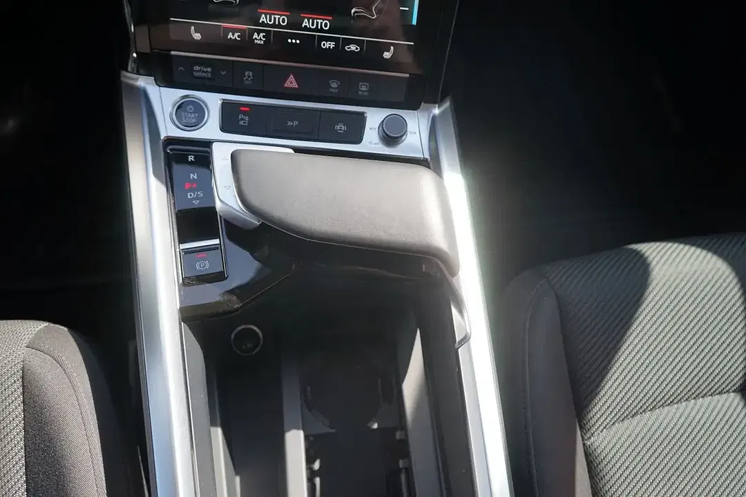 Audi Q8 e-tron - Thumbnail 14