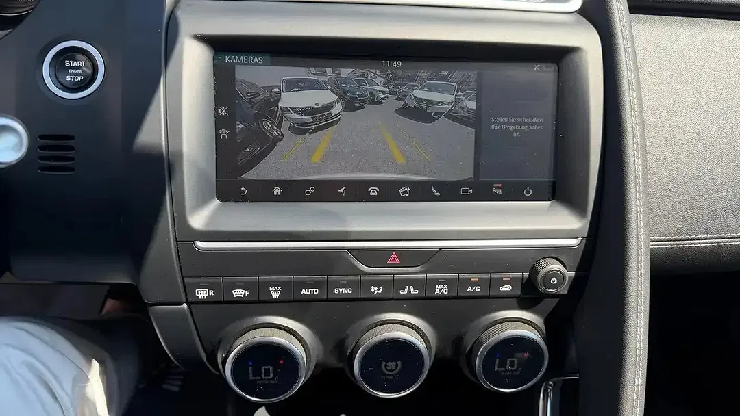 Jaguar E-Pace - Thumbnail 13