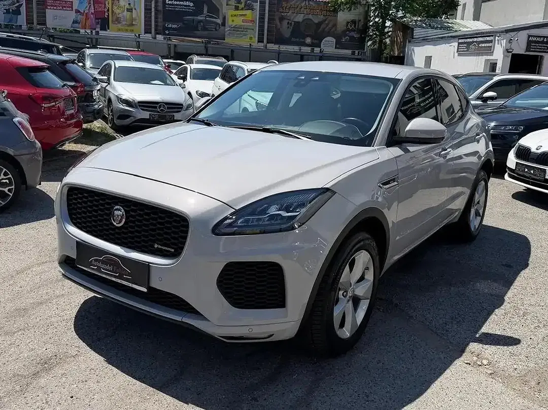 Jaguar E-Pace - Thumbnail 7