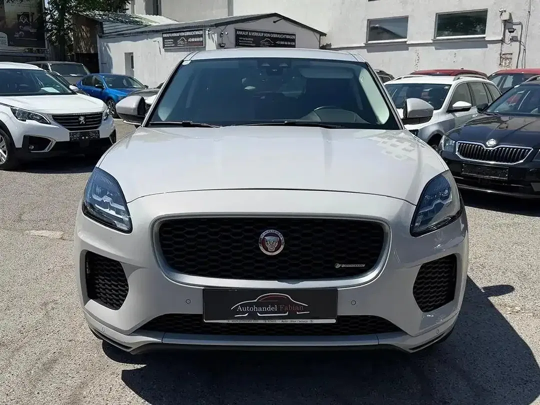 Jaguar E-Pace - Thumbnail 8