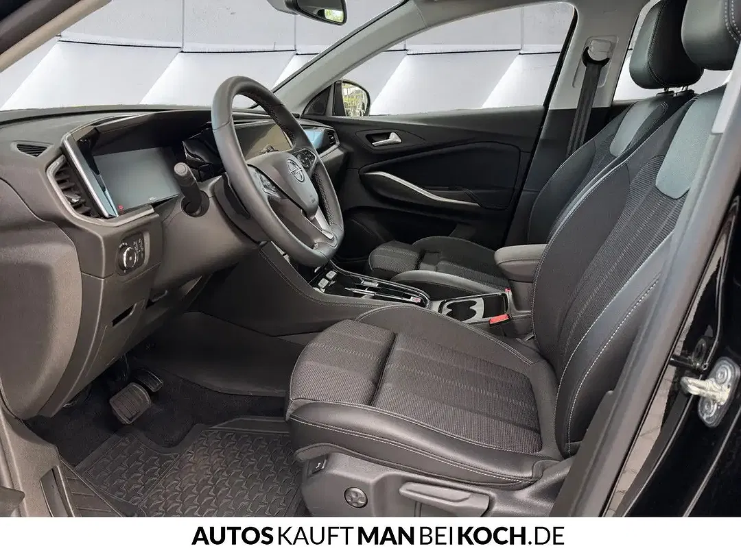 Opel Grandland - Thumbnail 5