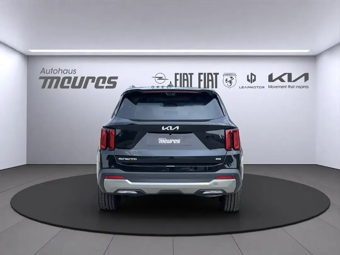 Kia Sorento - Thumbnail 3