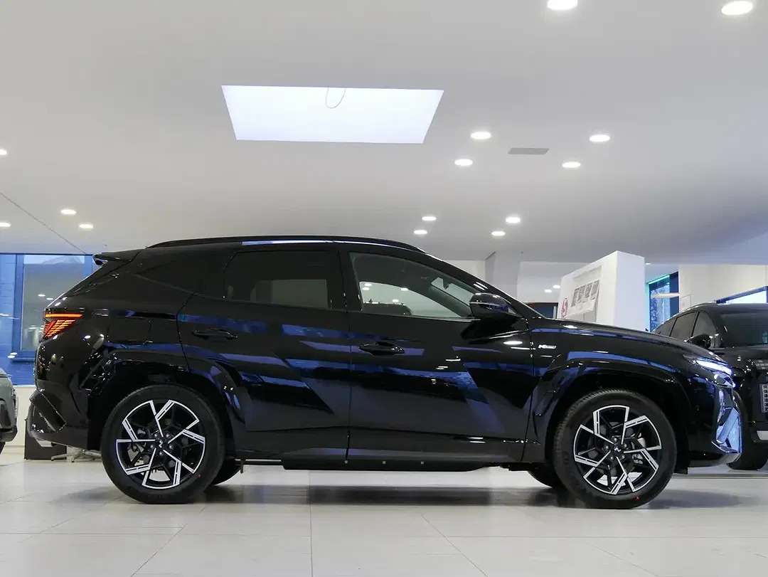Hyundai TUCSON - Thumbnail 10