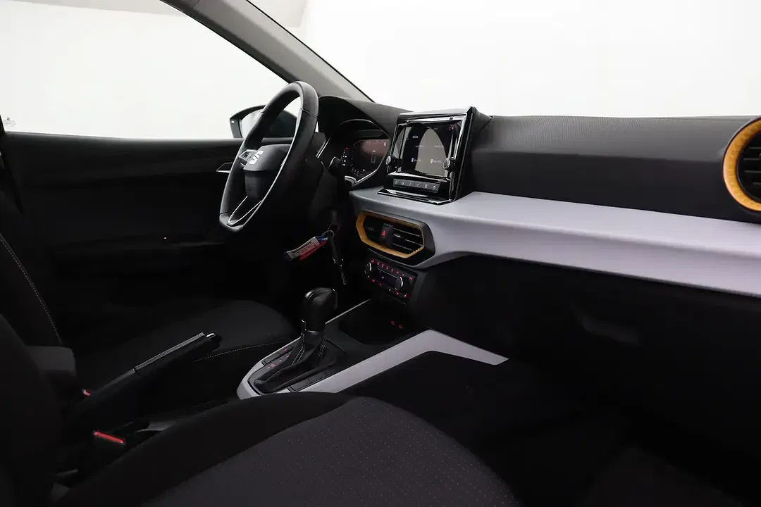 SEAT Arona - Thumbnail 15