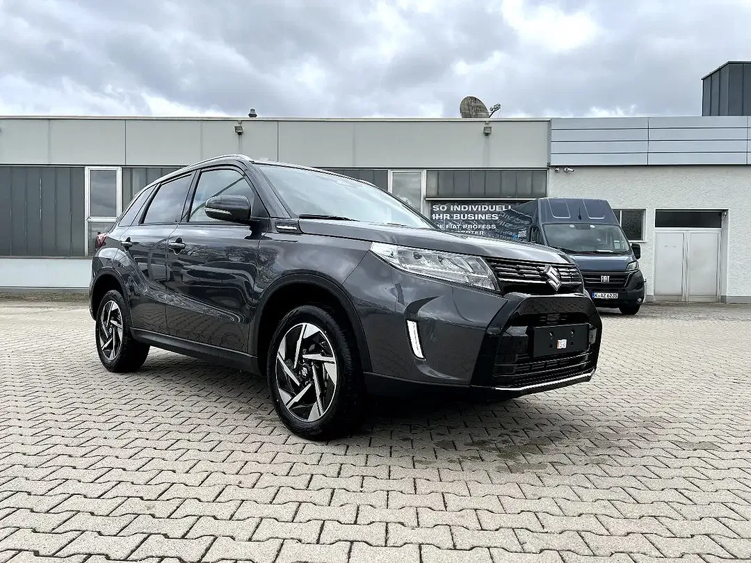 Suzuki Vitara - Thumbnail 5