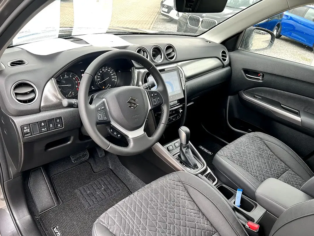 Suzuki Vitara - Thumbnail 9