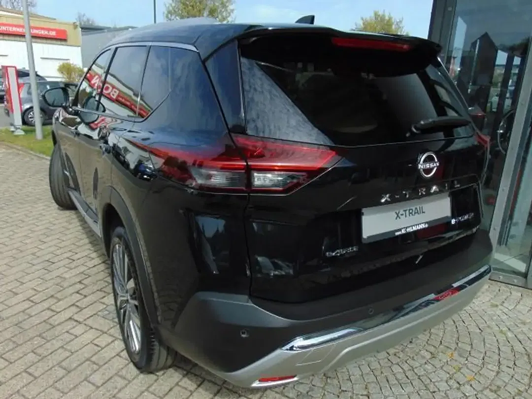 Nissan X-Trail - Thumbnail 4