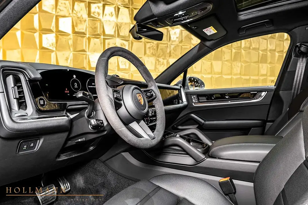 Porsche Cayenne - Thumbnail 10