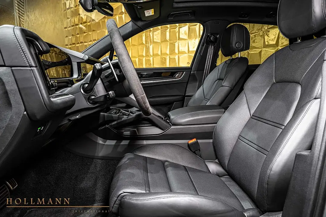 Porsche Cayenne - Thumbnail 12